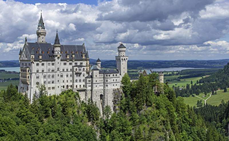 why learn german neuschwanstein castle